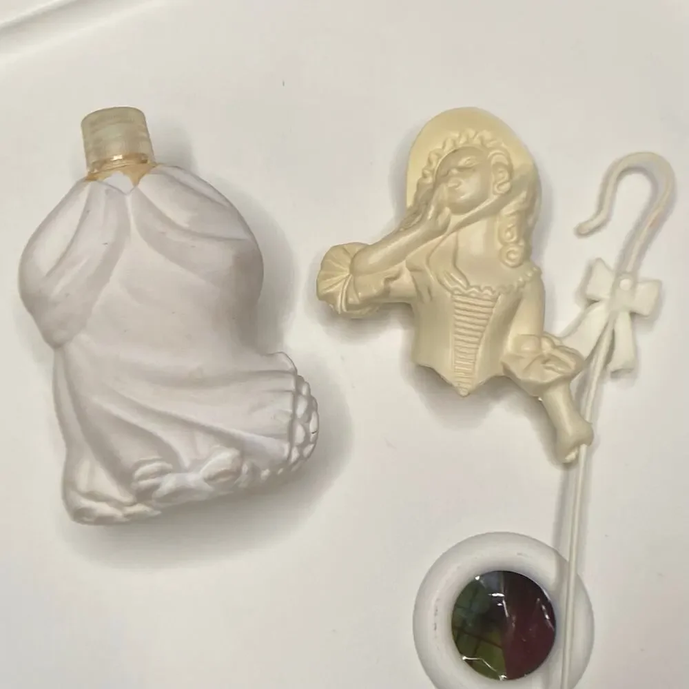 Avon Little Bo Peep Sweet Honesty Cologne Bottle Vintage
